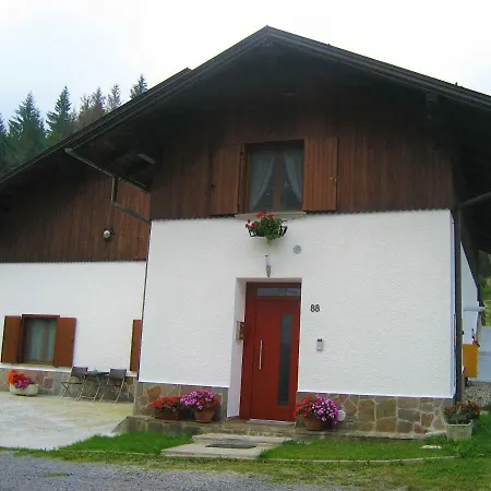 Vacanze Da Jolanda Apartment Fusine in Valromana